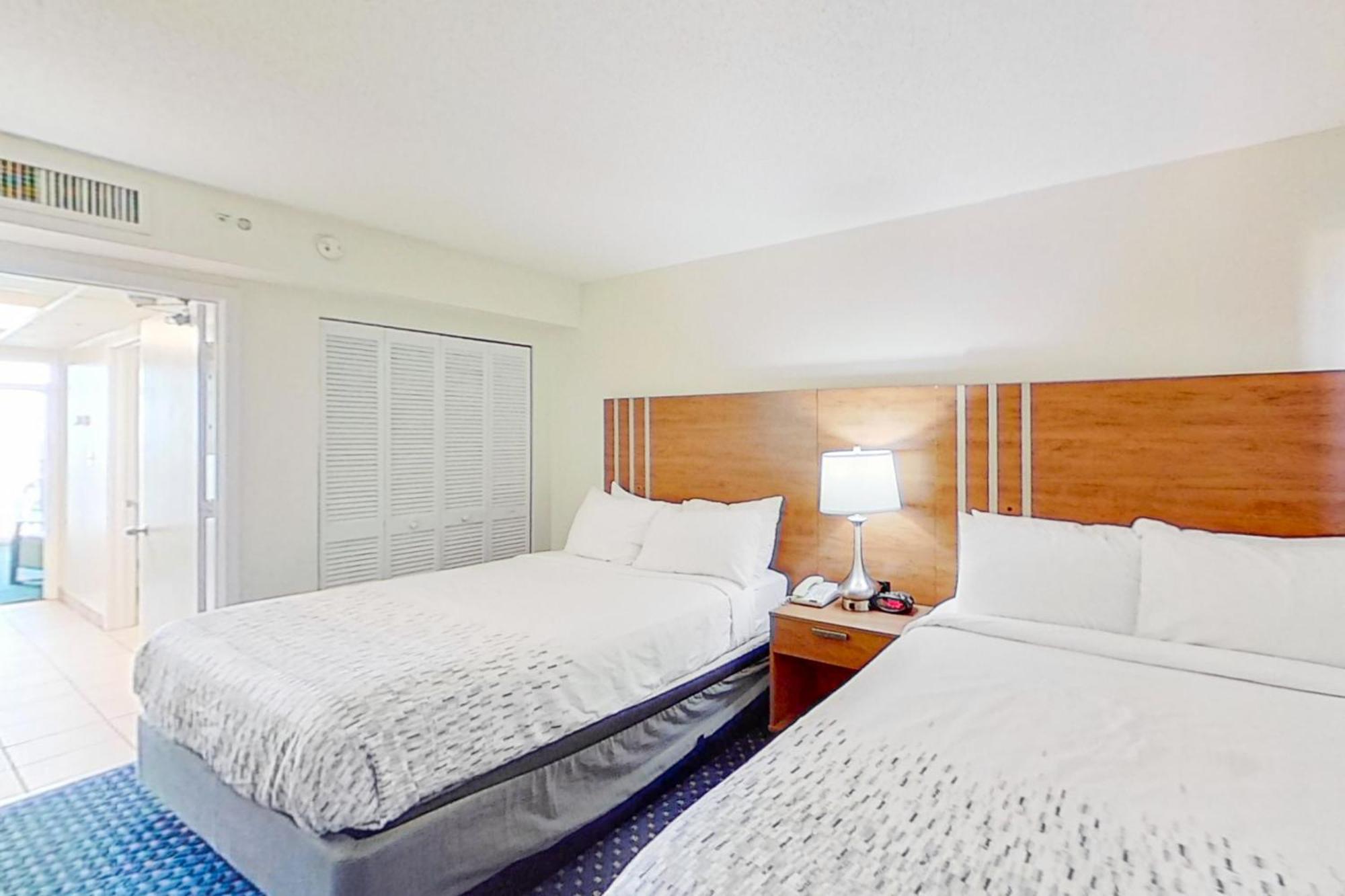 Camelot By The Sea - Oceana Resorts Vacation Rentals Миртл-Бич Номер фото