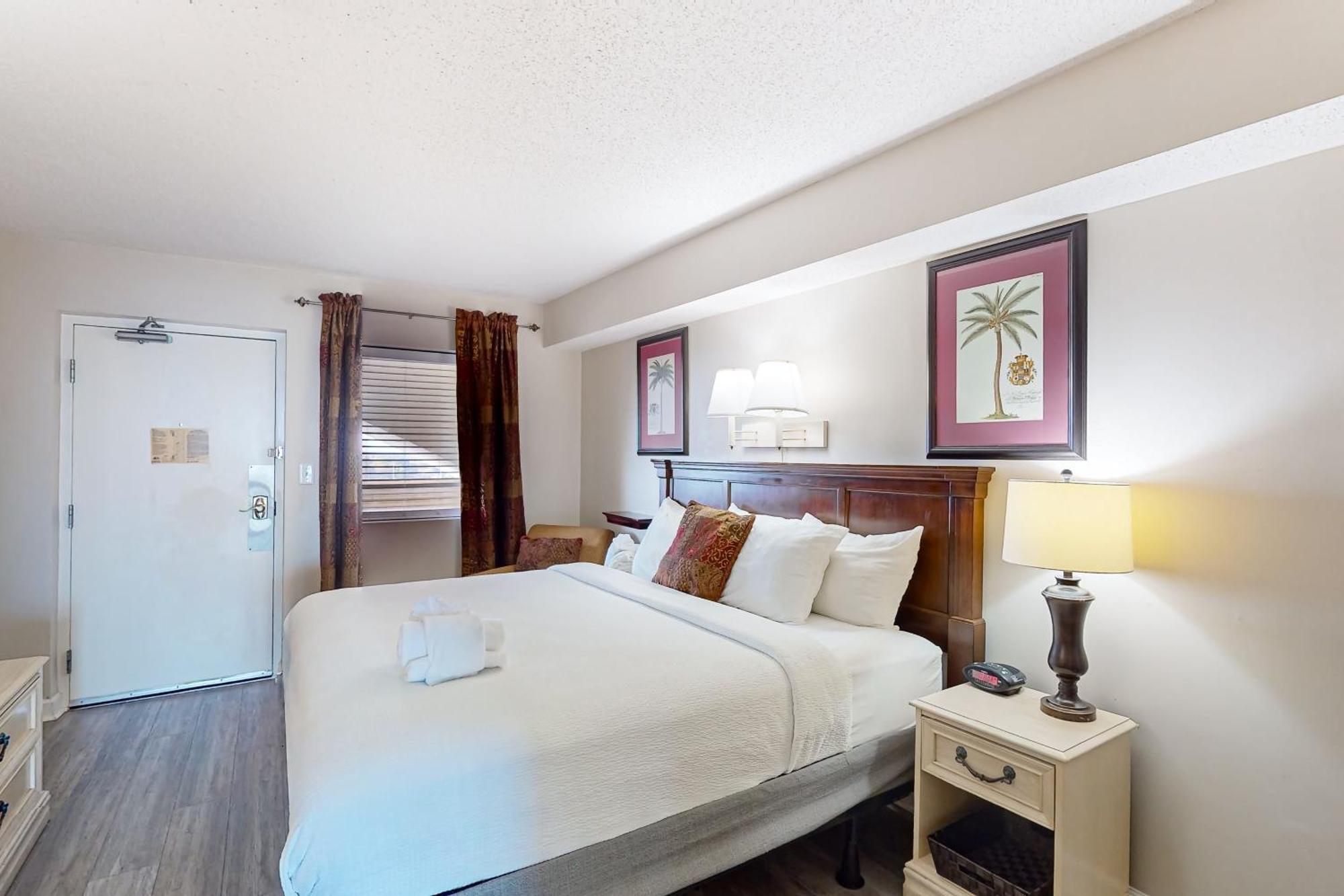 Camelot By The Sea - Oceana Resorts Vacation Rentals Миртл-Бич Экстерьер фото