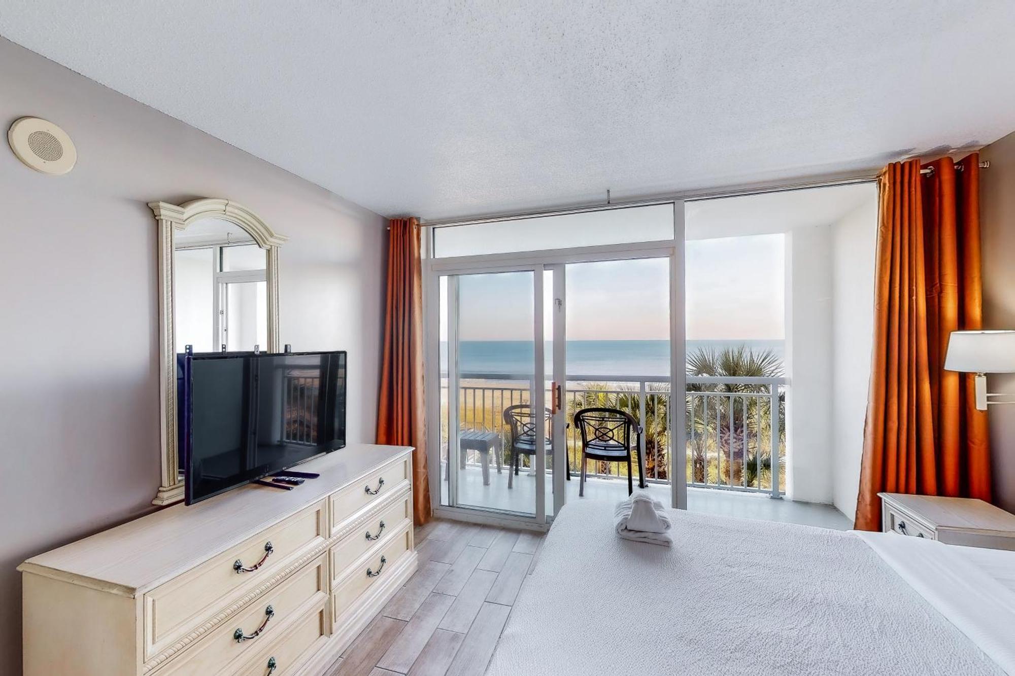 Camelot By The Sea - Oceana Resorts Vacation Rentals Миртл-Бич Экстерьер фото